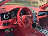 Bentley Bentayga 2018 V12